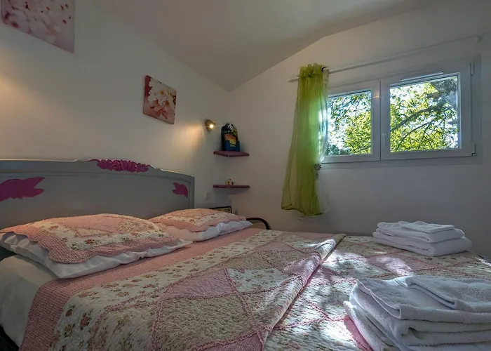 Chambres d'hôtes Anne, Marie Davaillon, Chambre Cerise